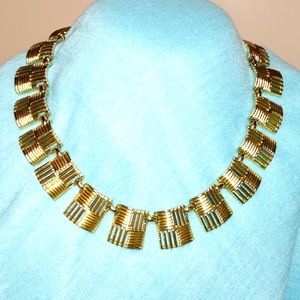 3-15 coro necklace goldtone basketweave nice condition